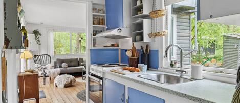 Réfrigérateur, plaque de cuisson