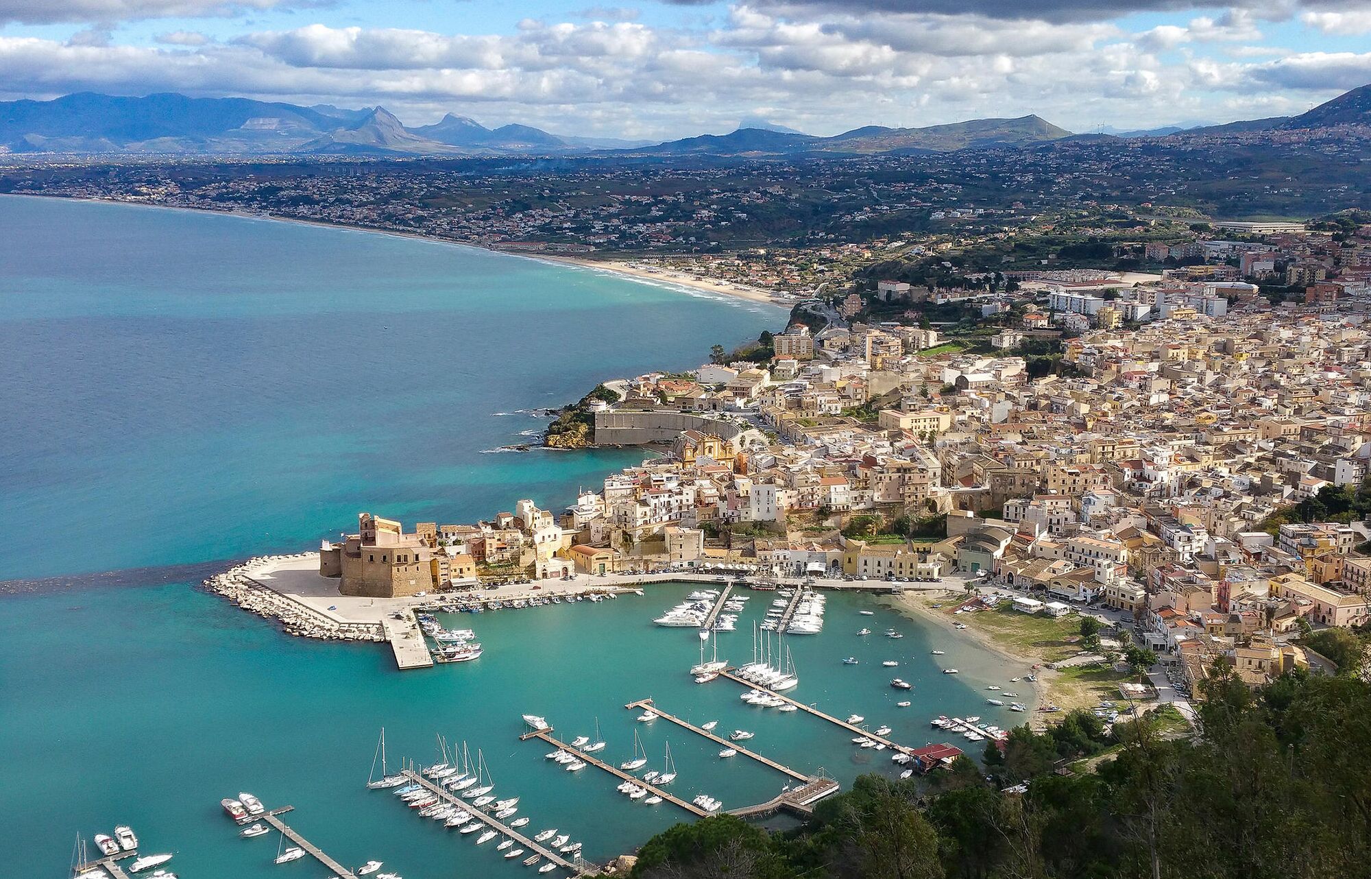 Puerto deportivo