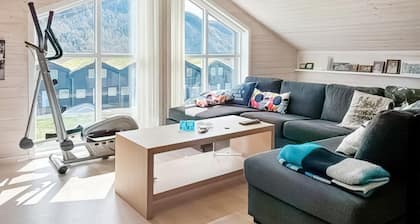 Bel appartement Ă TjĂžrhom