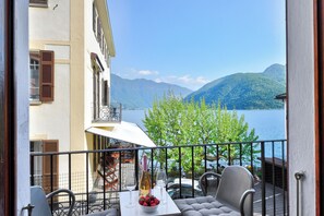 Standard Apartment, Multiple Bedrooms (Residenza Lungolago Melide) | Outdoor dining - Residenza Lungolago Melide (Melide)