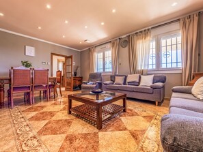 Living area - Gladiols by Interhome (Alcanar)