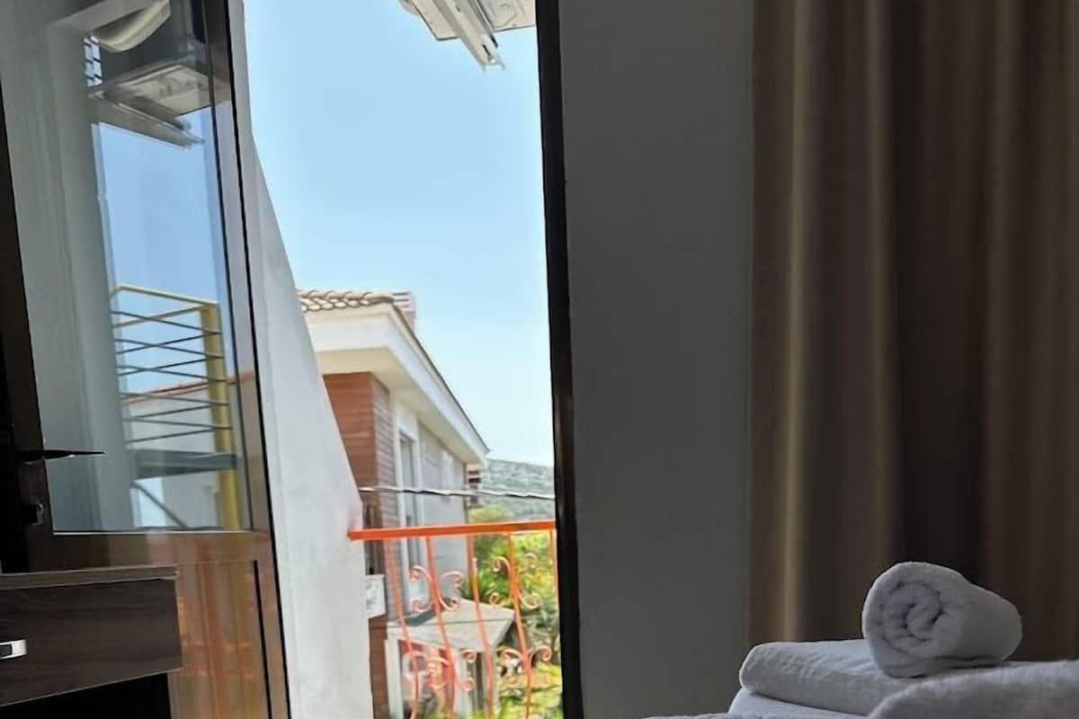 Standard Double or Twin Room, City View