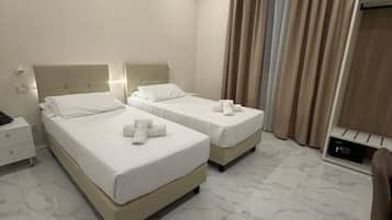 Luxury Double or Twin Room | In-room safe, desk, laptop workspace, blackout drapes