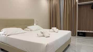 In-room safe, desk, laptop workspace, blackout drapes