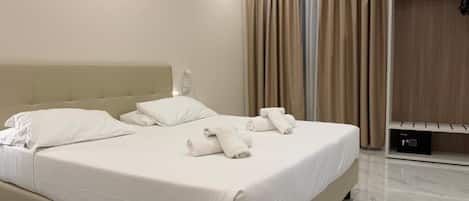 In-room safe, desk, laptop workspace, blackout drapes