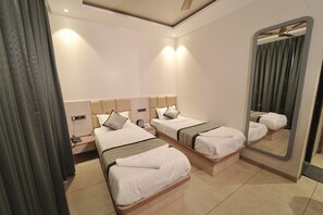 Chambre Deluxe avec lits jumeaux | Accès au Wi-Fi (inclus)