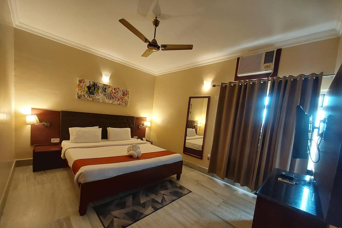Junior Suite, City View