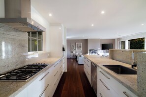 Fridge, microwave, oven, stovetop - Mount Macedon Winery | Homestead (Woodend)