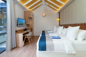 华丽客房 (Family) | 高档床上用品、羽绒被、加厚床垫、迷你吧