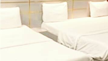 Phòng 3 Deluxe, quang cảnh thành phố | Phòng cách âm, bộ trải giường