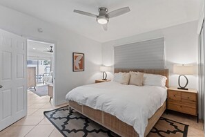 3 bedrooms, desk, iron/ironing board, travel cot