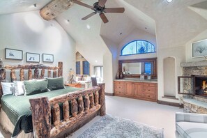 4 soveværelser, skrivebord, Wi-Fi, sengetøj