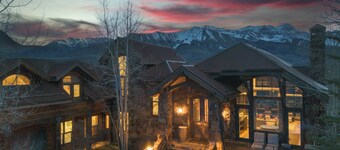 Luxury Telluride Retreat – Hot Tub & Mountain View