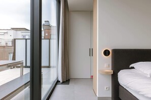 3 chambres, fer et planche à repasser, Wi-Fi, draps fournis