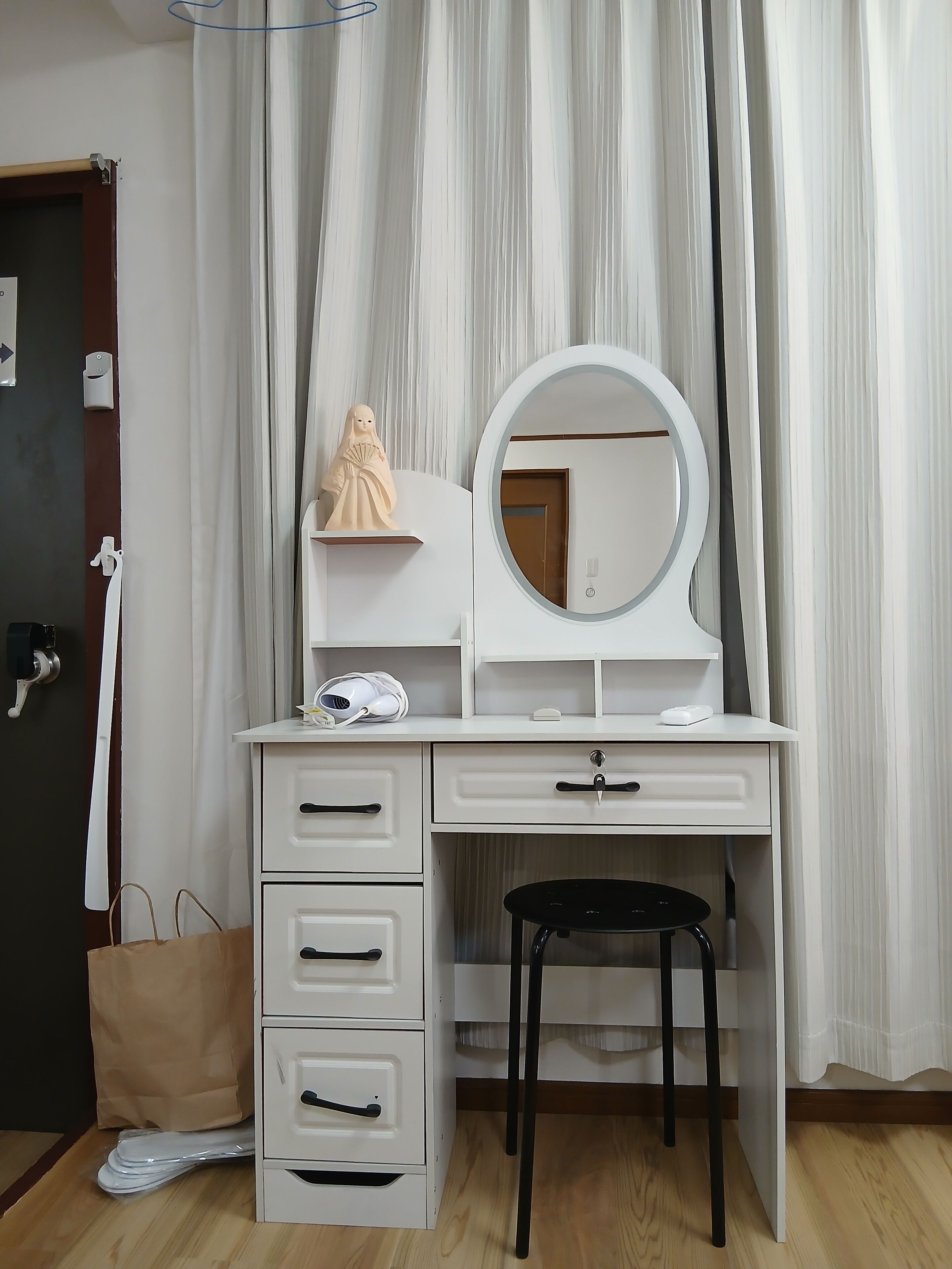 1 bedroom, laptop workspace, iron/ironing board, free WiFi