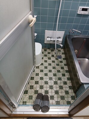 Ingyenes piperecikkek, törölközők, szappan és sampon