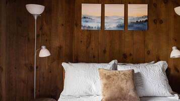 3 habitaciones, tabla de planchar con plancha, wifi y ropa de cama