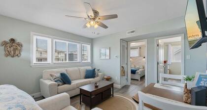 Beautiful 2 Bedroom Condo in a Great Location!