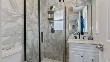 Haartrockner, Shampoo