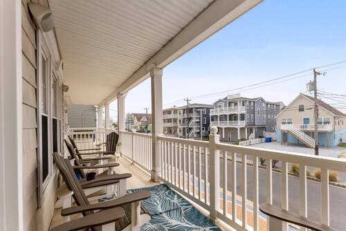 215 E Rio Grande Ave, Unit B