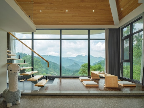 Serenity Valley - Zhangjiajie