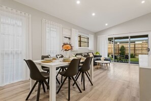 Dining - Newly Built 4BR Family Oasis | Comfort & Space (Logan Reserve)