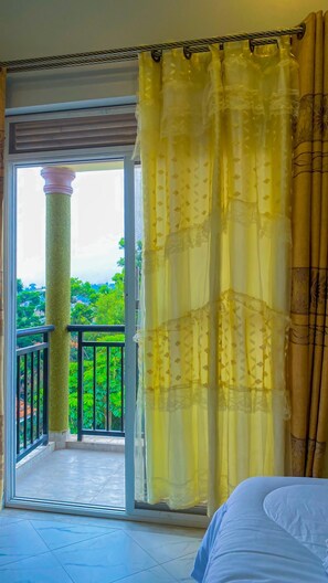 Interior - Kampala Stunning Views, 15min to Expressway to Airport (Kampala)