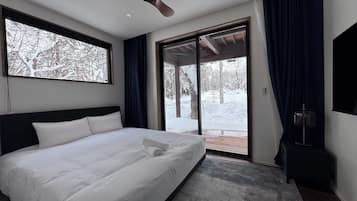 Luxury Villa, Balcony, Mountain View