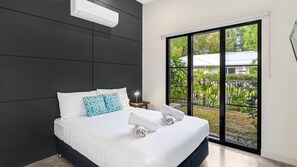 5 間睡房、熨斗/熨衫板、上網、床單