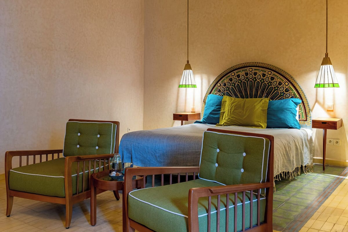 1 غرفة نوم ومكتب ومساحة عمل للكمبيوتر المحمول وواي فاي مجانًا