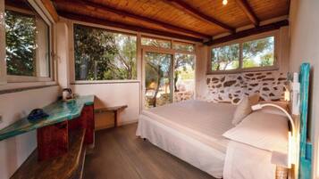 Stanza dell'Acquario | In-room safe, desk, laptop workspace, free WiFi