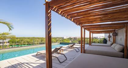 Luxury Tulum Condo
Elegant Design & Prime Central Location