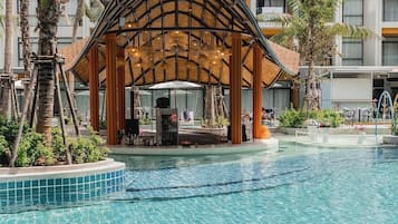 Piscine couverte, piscine chauffée