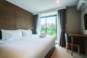 2 bedrooms, bed sheets - 1501 Beachfront 2BR at  Sea Heaven Phuket (Sa Khu - Thalang)