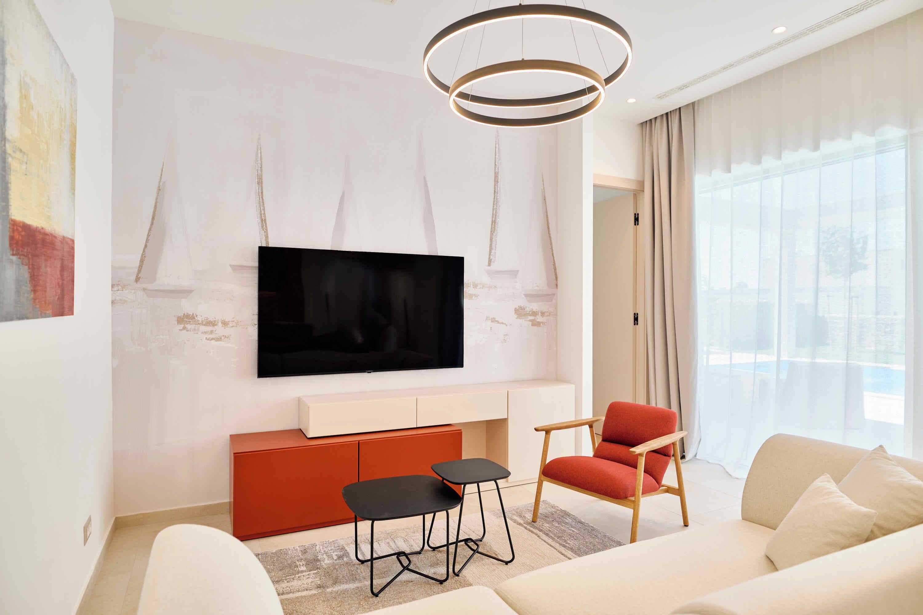 Villa, 3 Schlafzimmer, eigener Pool | Wohnzimmer | 110-cm-LCD-Fernseher mit Satellitenempfang