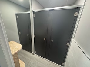 Towels, soap, toilet paper - MÜDE Hostel (Torremolinos)