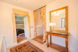 4 chambres, Wi-Fi gratuit, draps fournis