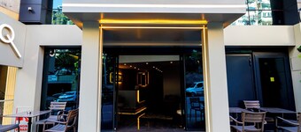 ควินโนวา โรงแรม