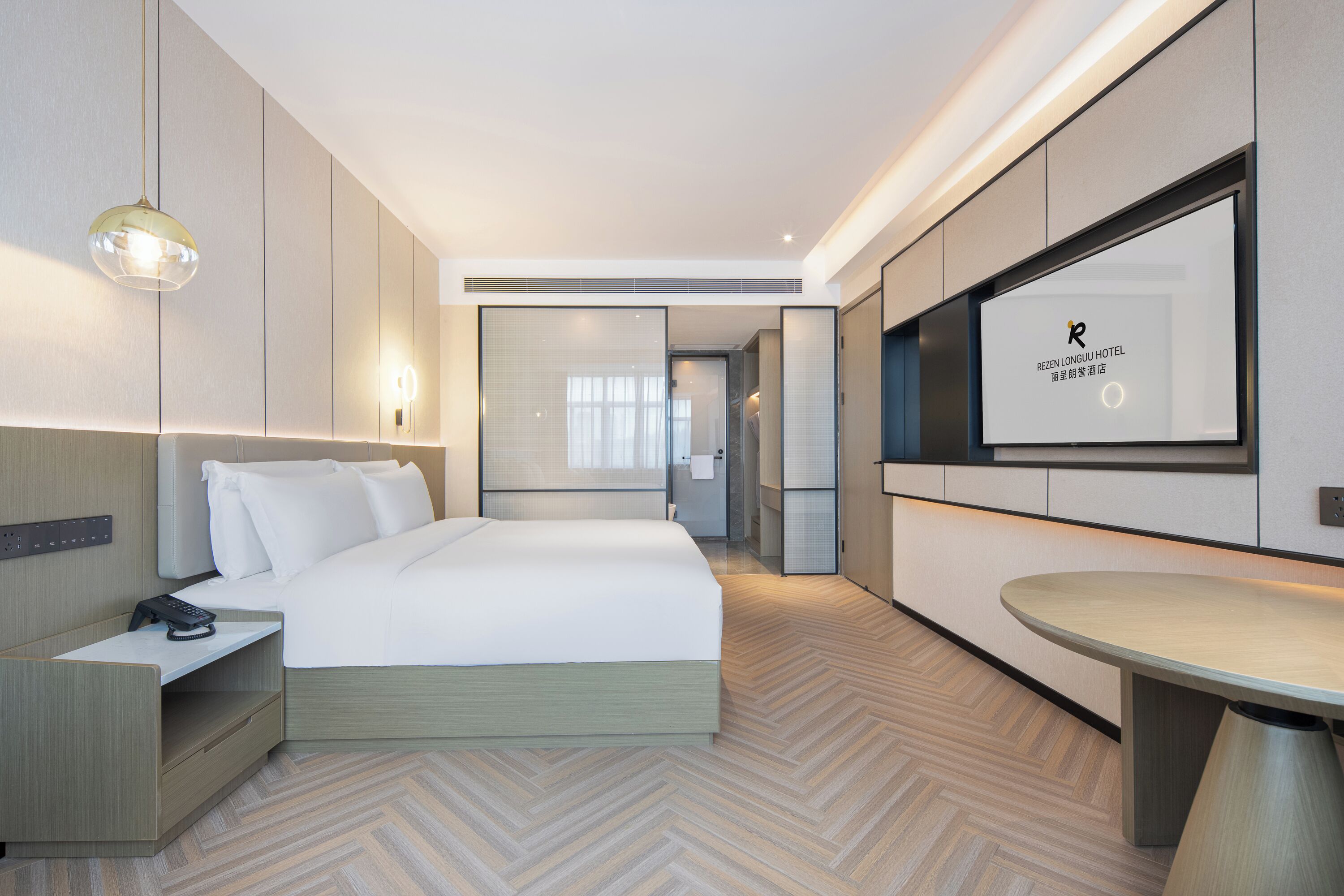 Suite, City View (Free Deliver Service to Canton Fair Complex During Canton Fair) | In-room safe, desk, laptop workspace, blackout curtains