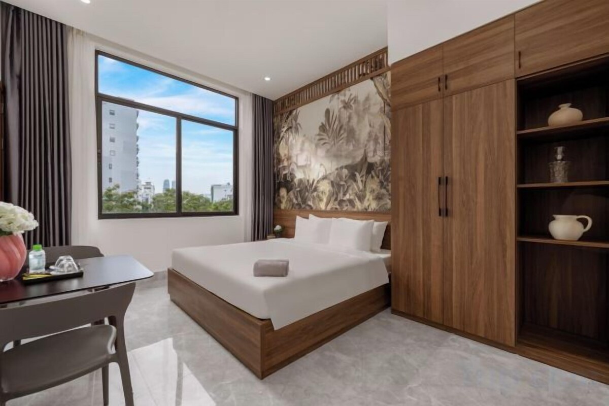 Minibar, bureau, Wi-Fi gratuit, draps fournis