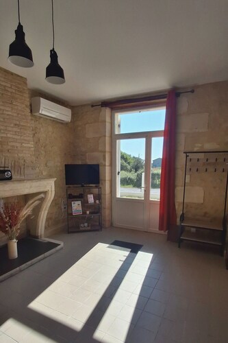 Pierres d'Estuaire - 3-star gîte 2025 between vineyards, ocean and river.