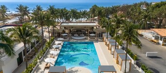 Huajianbo Relangli Hotel