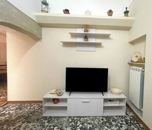Interni