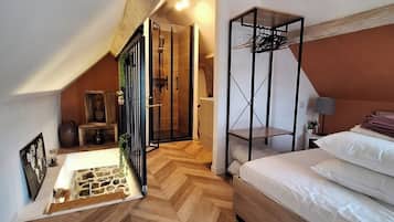 1 camera, Wi-Fi, lenzuola