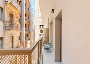 Single Comfort Suite with Balcony | Balcony