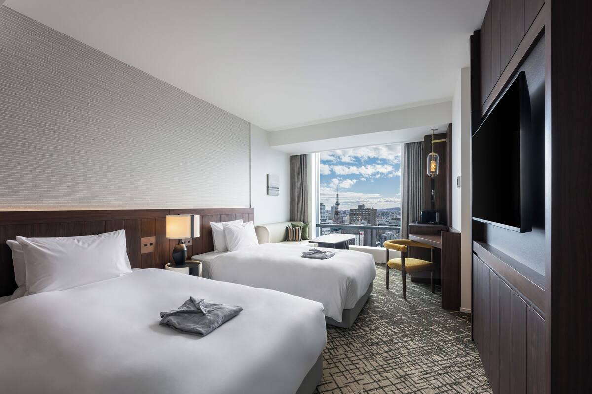 Phòng 2 giường đơn Deluxe, không hút thuốc (Lounge Access) | Bộ đồ giường cao cấp, chăn bông, két bảo mật tại phòng 