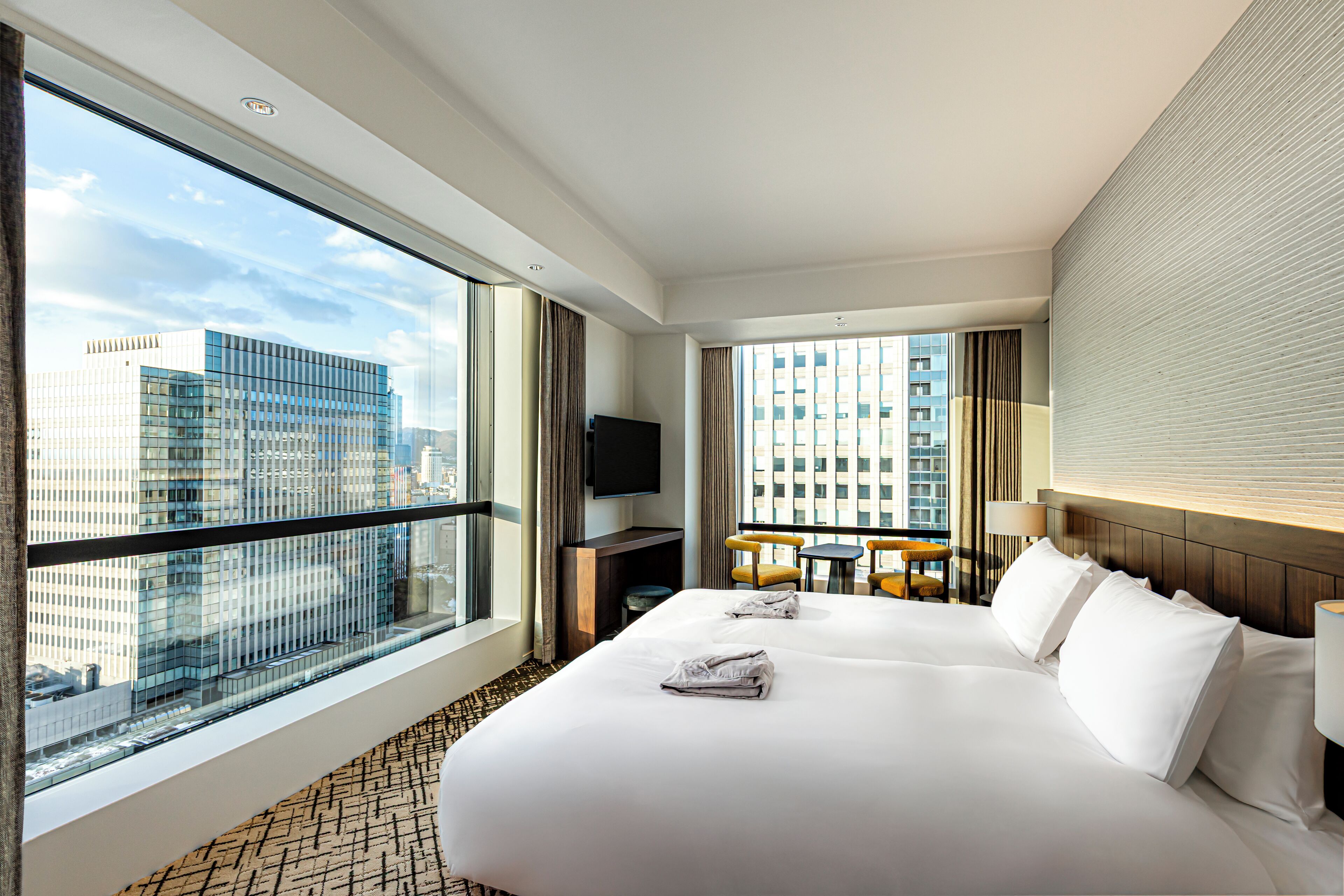 Tomannsrom, ikke-røyk, hjørnerom (Corner Hollywood Twin) | Dundyner, safe på rommet, blendingsgardiner og wi-fi (inkludert)