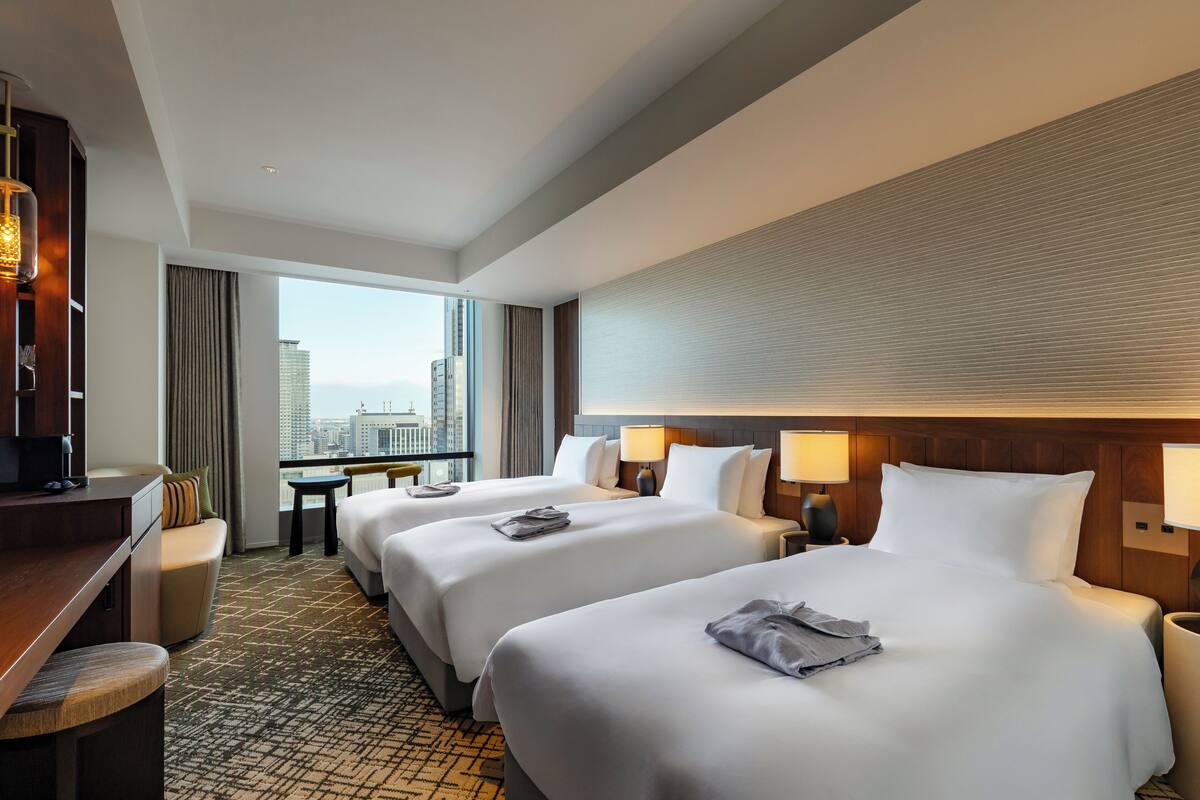 Phòng 3 Deluxe, không hút thuốc (Lounge Access) | Bộ đồ giường cao cấp, chăn bông, két bảo mật tại phòng 