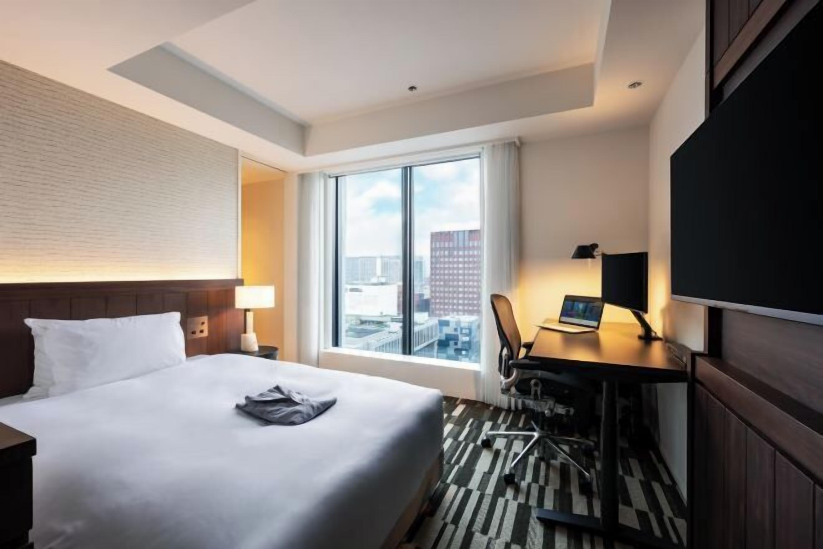 ผ้านวมขนเป็ด, ตู้นิรภัยในห้องพัก, ผ้าม่านกันแสง, Wi-Fi ฟรี