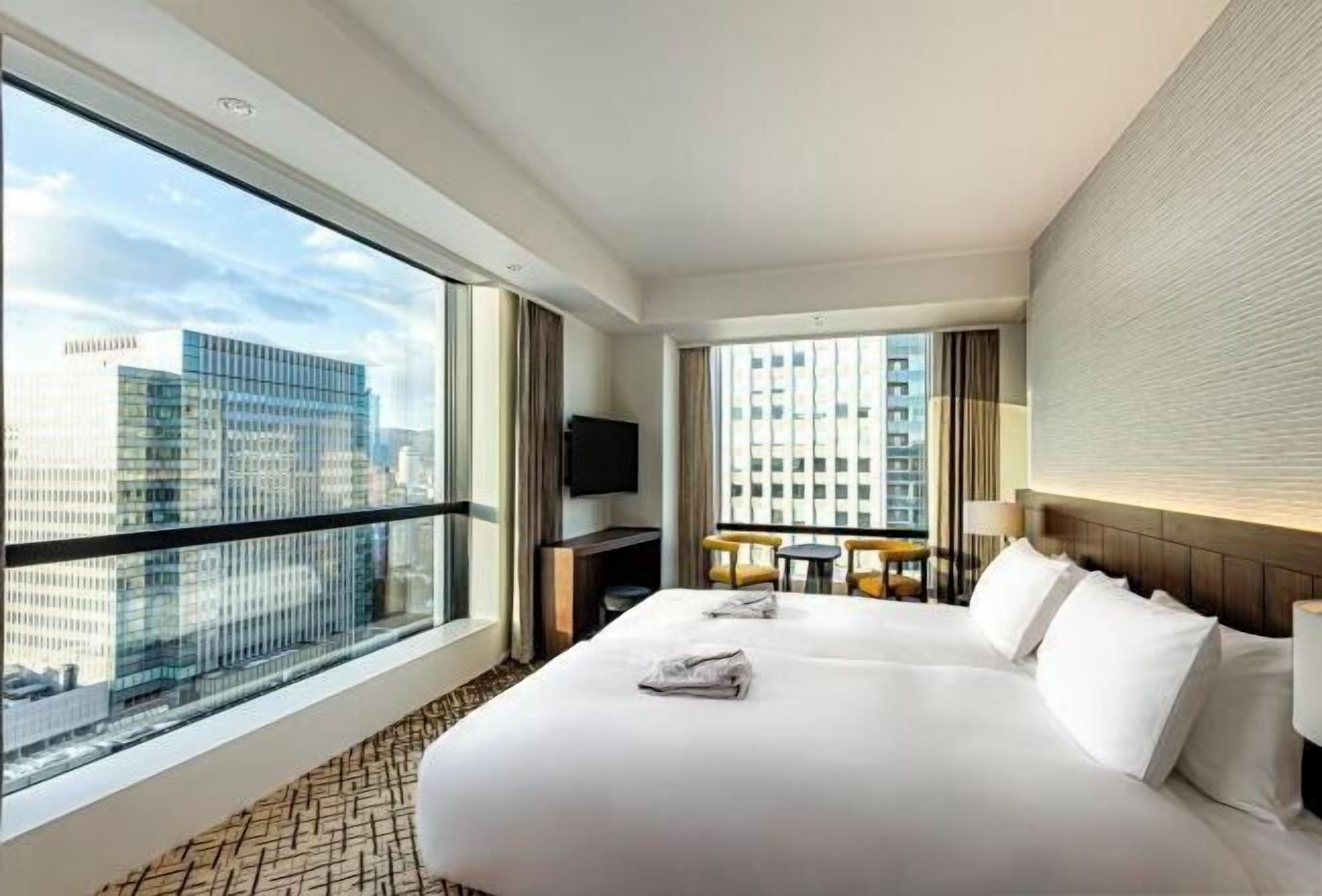 ผ้านวมขนเป็ด, ตู้นิรภัยในห้องพัก, ผ้าม่านกันแสง, Wi-Fi ฟรี